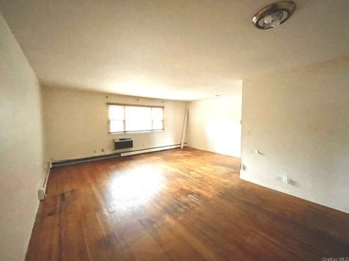 23 Kenyon Pl, Mount Vernon NY  10552-3018 exterior