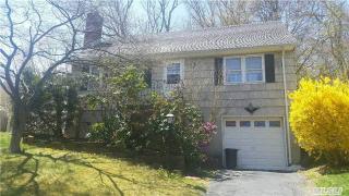 93 Waterside Ave, Northport, NY 11768-2154