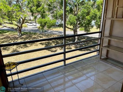 36 Pine Arbor Ln, Vero Beach, FL 32962-0825