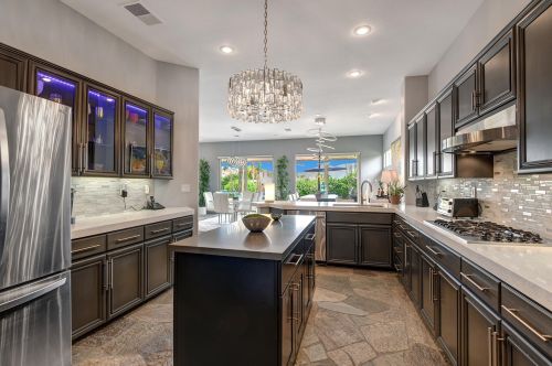 88 Kavenish Dr, Rancho Mirage CA  92270-3247 exterior