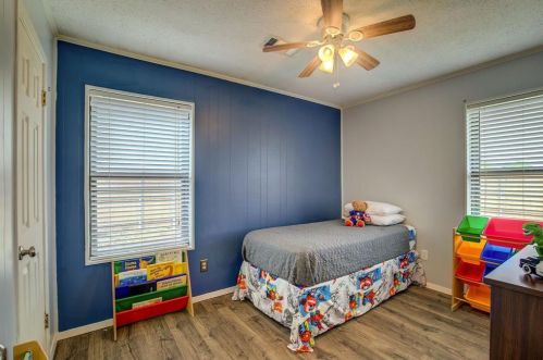 9805 Lafayette Dr, Greenville TX  75402-3728 exterior