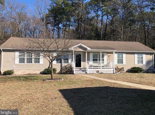 401 Long Branch Rd, Seaford, DE 19973-6241