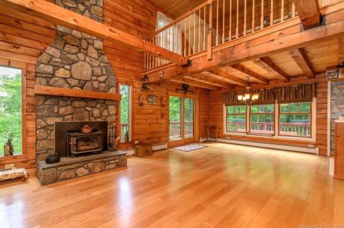 539 Cornwall Bridge Rd, West Woods CT  06069-2525 exterior
