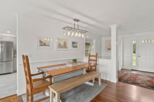 595 Riverview Dr, Chatham MA  02633-1117 exterior