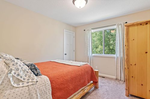 311 Lachermeier Ln, Waverly MN  55390-4515 exterior