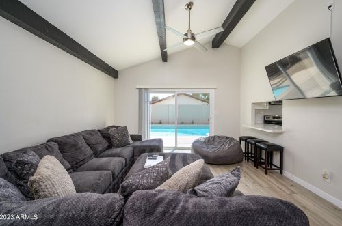 7701 Cypress St, Scottsdale AZ 85257-2855 exterior