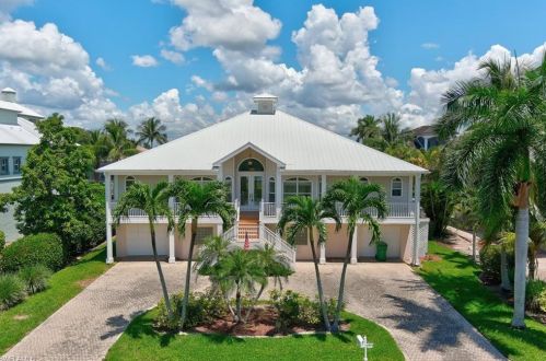 215 Dolphin Cove Ct, Bonita Springs, FL 34134-7456