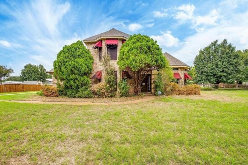 2525 Castle Rd, Burleson, TX 76028-1439