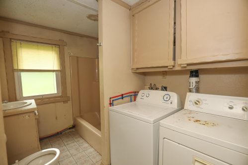 16 Fordway Rd, Raymond NH  03077-2459 exterior