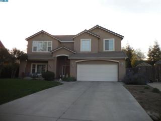 2833 Covington Ct, Visalia, CA 93277-8886