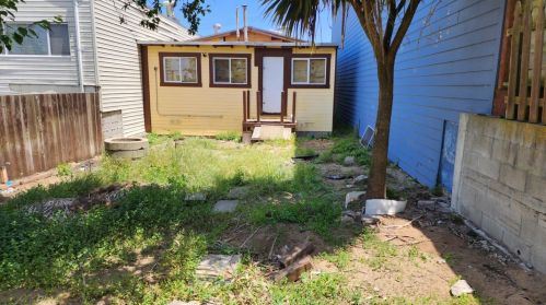 390 Guttenberg St, Daly City CA  94014-1429 exterior