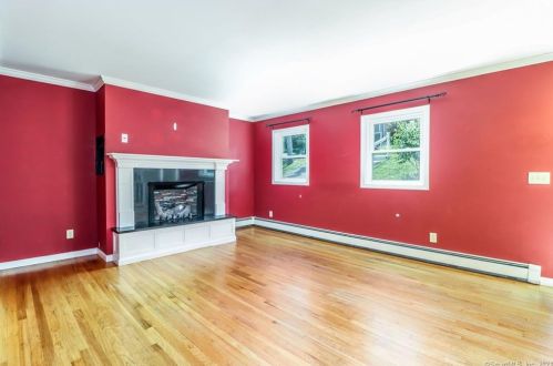 13 Clearview Dr, Brookfield Center CT  06804-1407 exterior