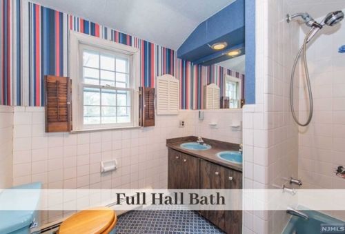 170 Lowell Rd, Ridgewood NJ  07452-1234 exterior