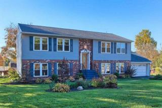 2816 Queen St, Yoe, PA 17313-9579