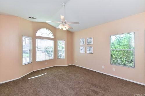 5914 Louise St, San Bernardino, CA 92407-2678