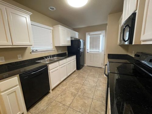 3117 Weave Ct, Granbury TX  76049-1282 exterior