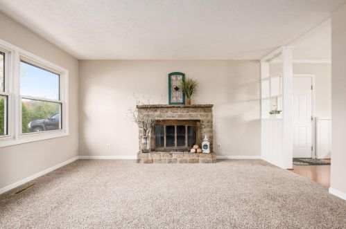 2967 Irwin Ave, Darbydale OH  43123-2309 exterior