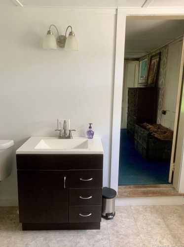 55 Hospital Hill Rd, West Woods CT  06069-2010 exterior