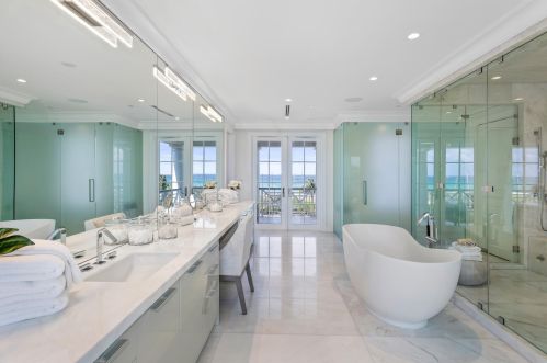 344 Ocean Blvd, Delray Beach FL  33483-6722 exterior