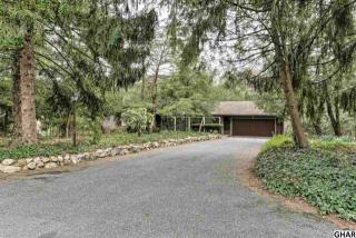 9 Red Fox Ln, Navy Sup Dpt, PA 17050-1628