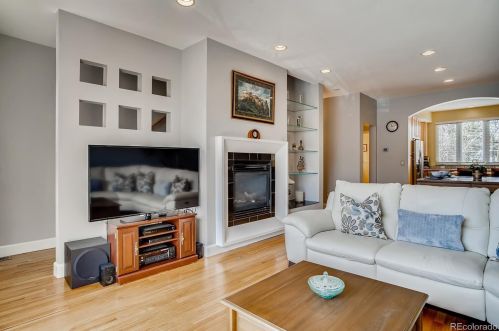 1633 Franklin St, Denver CO 80205-3967 exterior