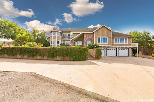 17490 Wicker Way, Riverside, CA 92504-9661