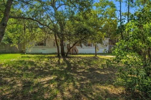 16807 Laura Lee Dr, Brooksville, FL 34610-8705