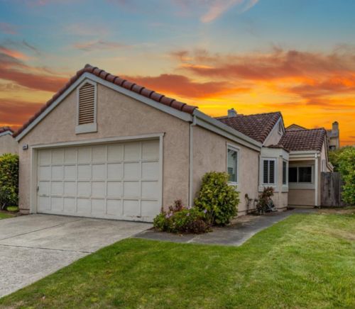 3284 Cove Way, Marina, CA 93933-2233