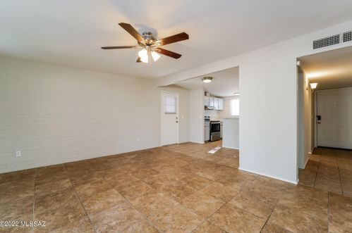 3341 Elson Ave, Tucson AZ  85730-2206 exterior
