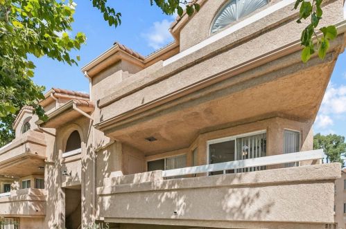 19843 Sandpiper Pl, Santa Clarita, CA 91321-1308