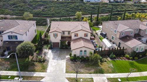 35595 Desert Rose Way, Lake Elsinore CA  92532-2905 exterior