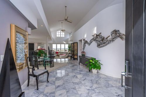 221 Cascade Fls Dr, Folsom CA 95630-1575 exterior