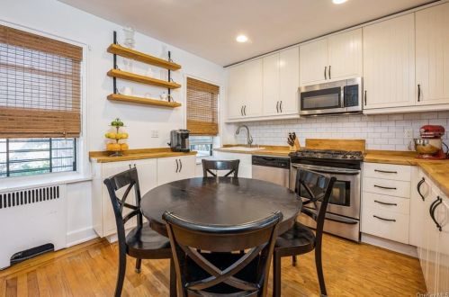 5414 Arlington Ave, Bronx, NY 10471-1219