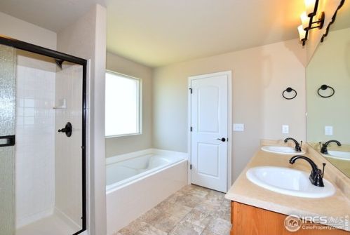 2637 Turquoise St, Loveland CO 80537-2033 exterior