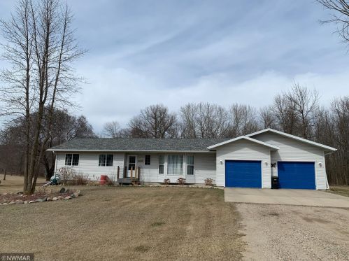 2152 Brookridge Dr, Detroit Lakes, MN 56501-4802