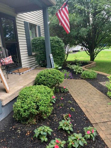 9725 Lynns Rd, Pataskala, OH 43062-9408