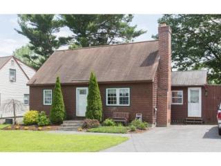 115 Linton St, Nashua, NH 03060-5349