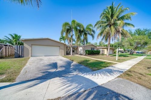 8371 23rd St, Hollywood, FL 33024-3456