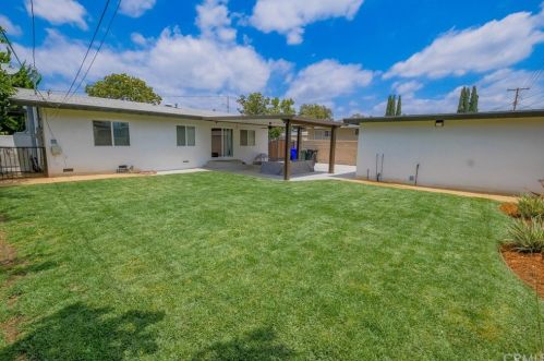 9722 Calmada Ave, Whittier, CA 90605-2920