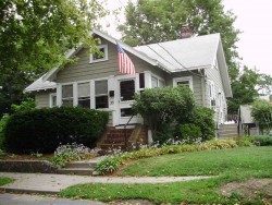 35 Jerome Ave, Newton, MA 02465-1108