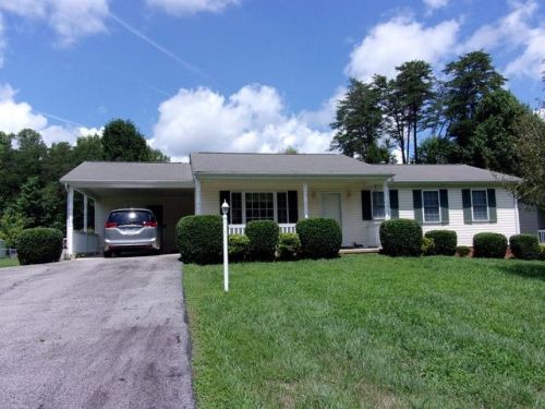 1914 Allen Pl, Danville, VA 24540-1092