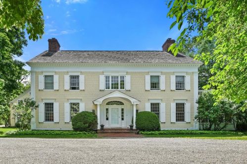 419 Cantitoe St, Bedford Hills, NY 10507-2513
