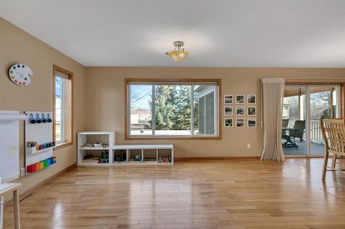 1905 Grizzly Ln, Sartell MN  56377-2070 exterior