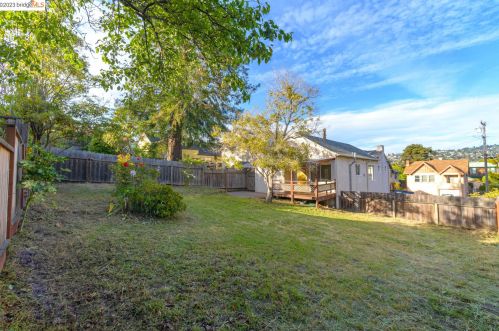 916 Cerrito, Berkeley CA 94706-1522 exterior