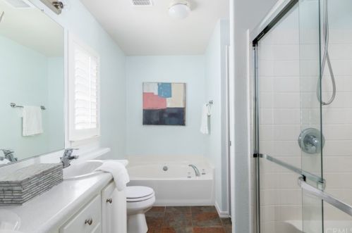 315 33rd St, Newport Beach CA  92663-3131 exterior