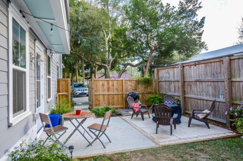 824 Toler Dr, Mount Pleasant SC  29464-4015 exterior