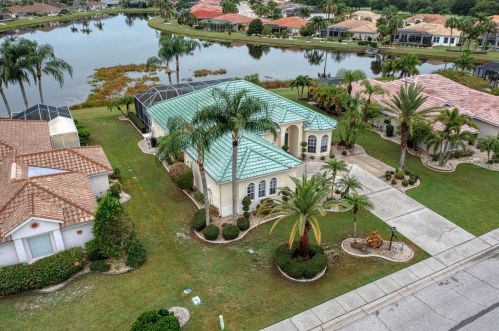 2212 Platinum Dr, Ruskin, FL 33573-4404