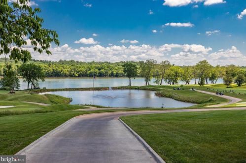 18506 Pelicans Nest Way, Leesburg VA  20176-3963 exterior