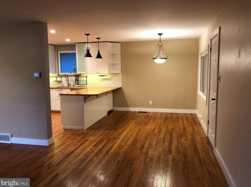 1030 Emerald Ave, Camden NJ  08108-1842 exterior