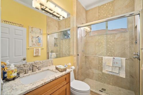 24190 Copperleaf Blvd, Bonita Springs FL 34135-8172 exterior